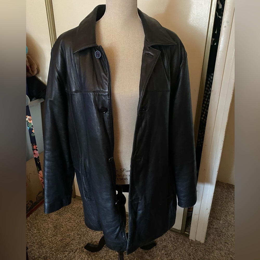 Nicole Miller Black Leather women’s Trench Coat. Buttery soft. Size large